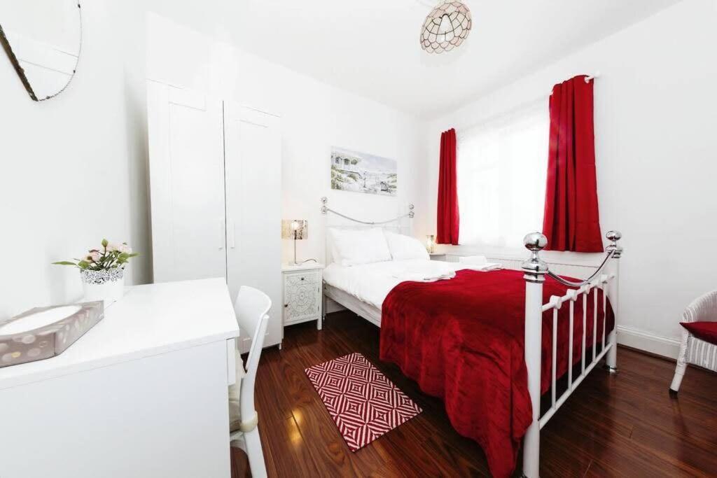 Your Chic 3Br Home Comfort And Style In London Exterior foto